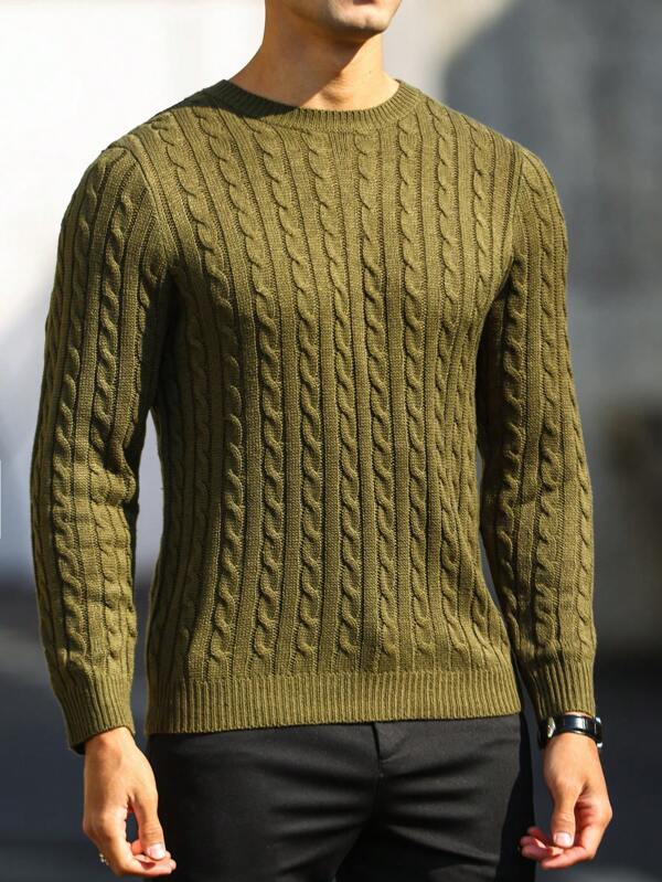 Kabel-knit Pullover