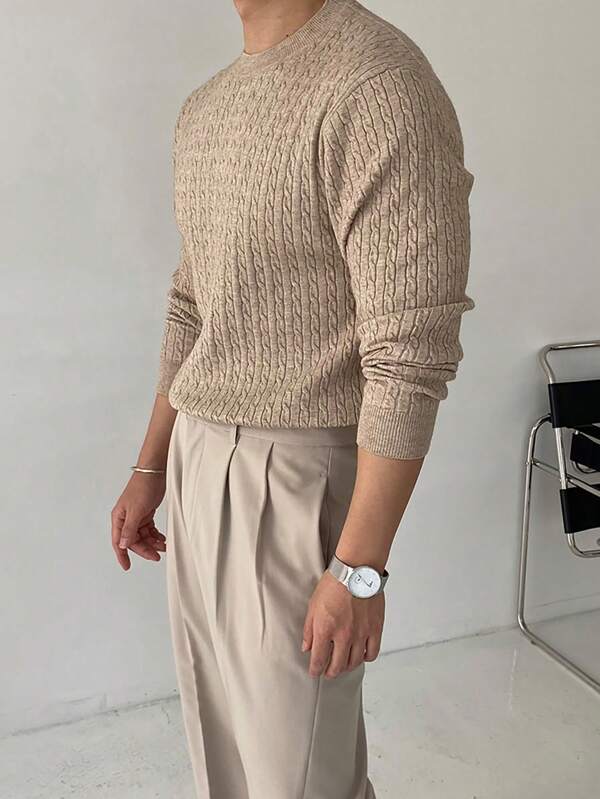 Kabel-knit Pullover